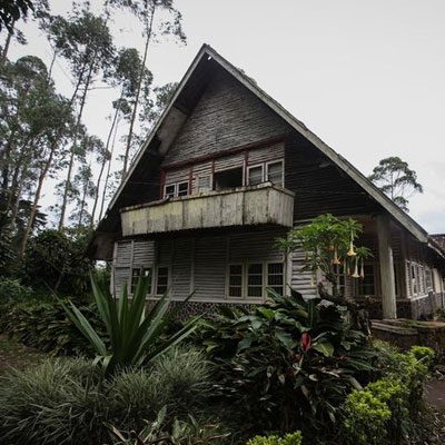 Rumah Pengabdi Setan